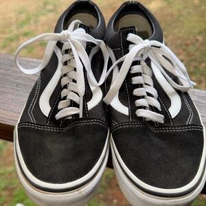 VANS womens Sz 8